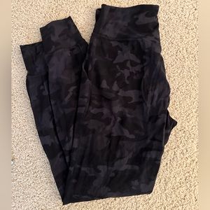 Lulu Align Jogger size 6